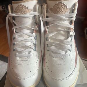 Jordan 2s